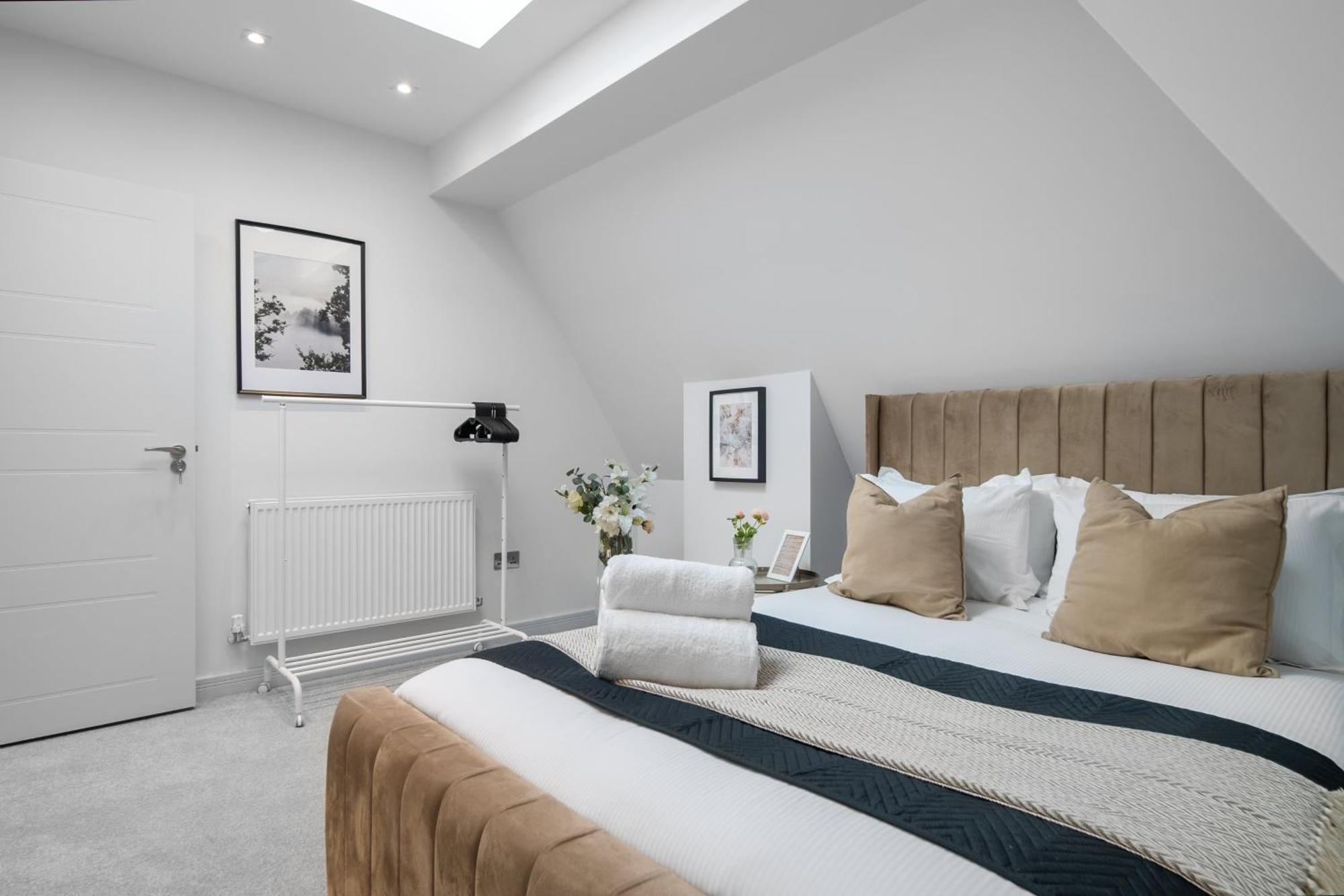 Livestay-Modern & Stylish Apartments In Дидкот Екстериор снимка